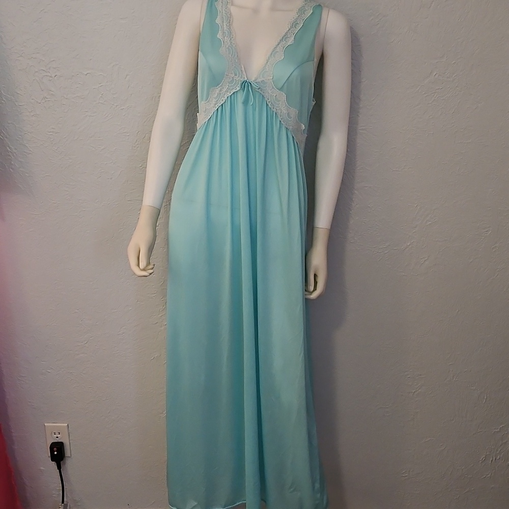 Vintage Union Made 1960s Turquoise Blue Lace Trim Satin Nightgown - Picture 3 of 10